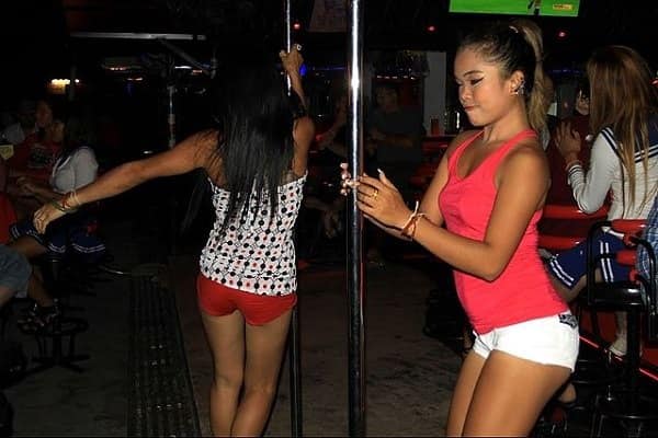 Koh phangan in prostitutes Ladybars auf
